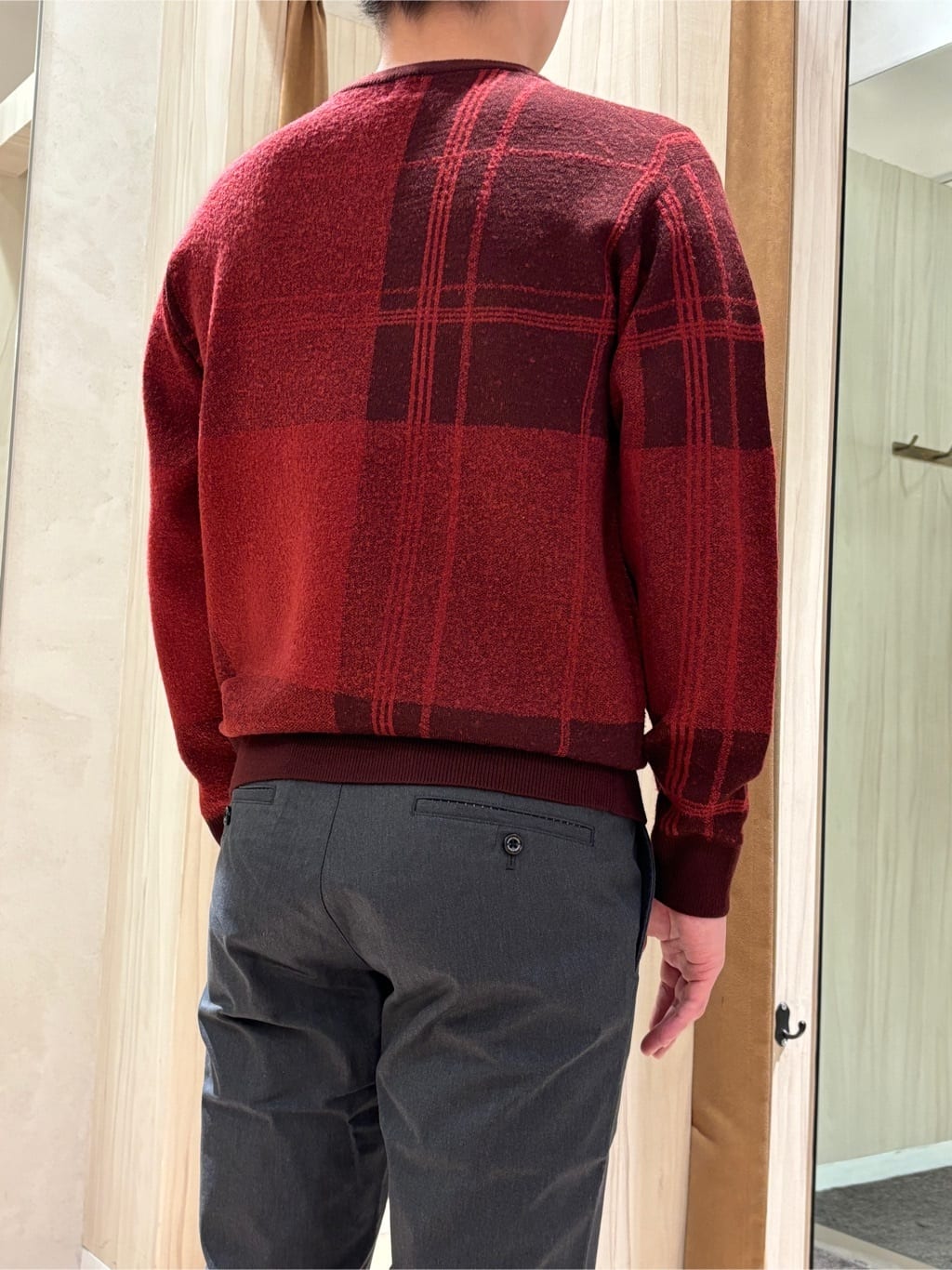 圭哉さんの「TAKEO KIKUCHI｜【DOWN FABRIC】ダウンファブリック スタンドカラーブルゾン」を使ったコーディネート