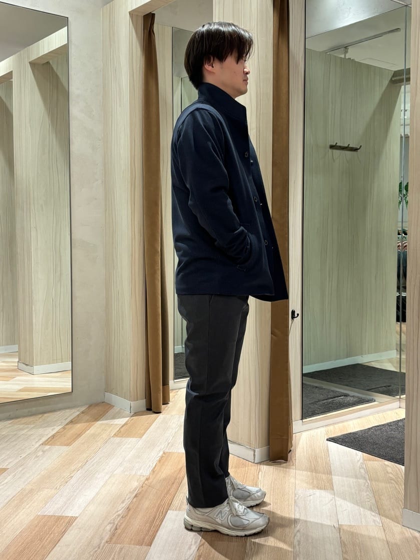 圭哉さんの「TAKEO KIKUCHI｜【DOWN FABRIC】ダウンファブリック スタンドカラーブルゾン」を使ったコーディネート