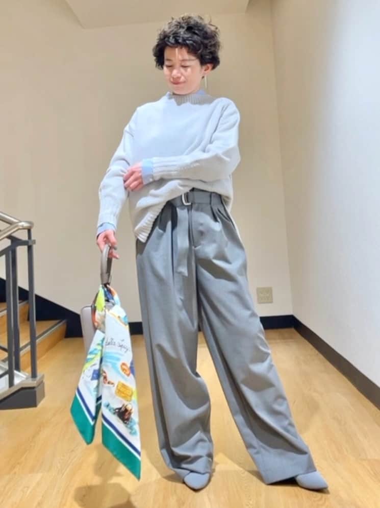 MAYUMIさんの「UNTITLED｜【古畑星夏さん着用】トルソープリントスカーフ」を使ったコーディネート