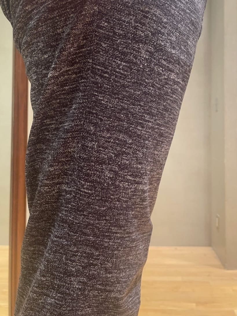 IMAIさんの「TAKEO KIKUCHI｜【ONOFF対応】TRダブルニット ストレッチパンツ」を使ったコーディネート