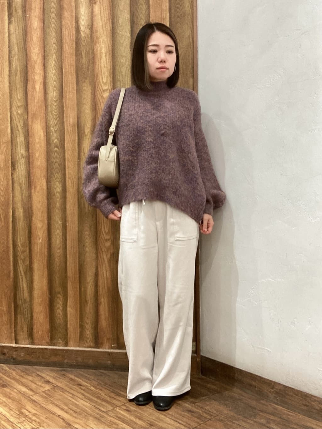 saaさんの「SHOO･LA･RUE｜◆【S-LL/体型カバー】ふわふわMIXハイネックニット」を使ったコーディネート