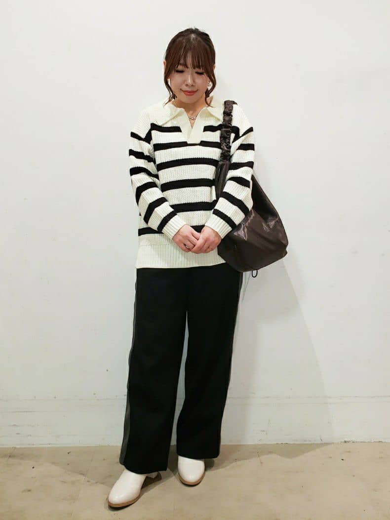 TSUCHIYAさんの「SHOO･LA･RUE｜◆【S-LL】脚のラインをきれいに見せる サイドライン起毛イージーパンツ」を使ったコーディネート