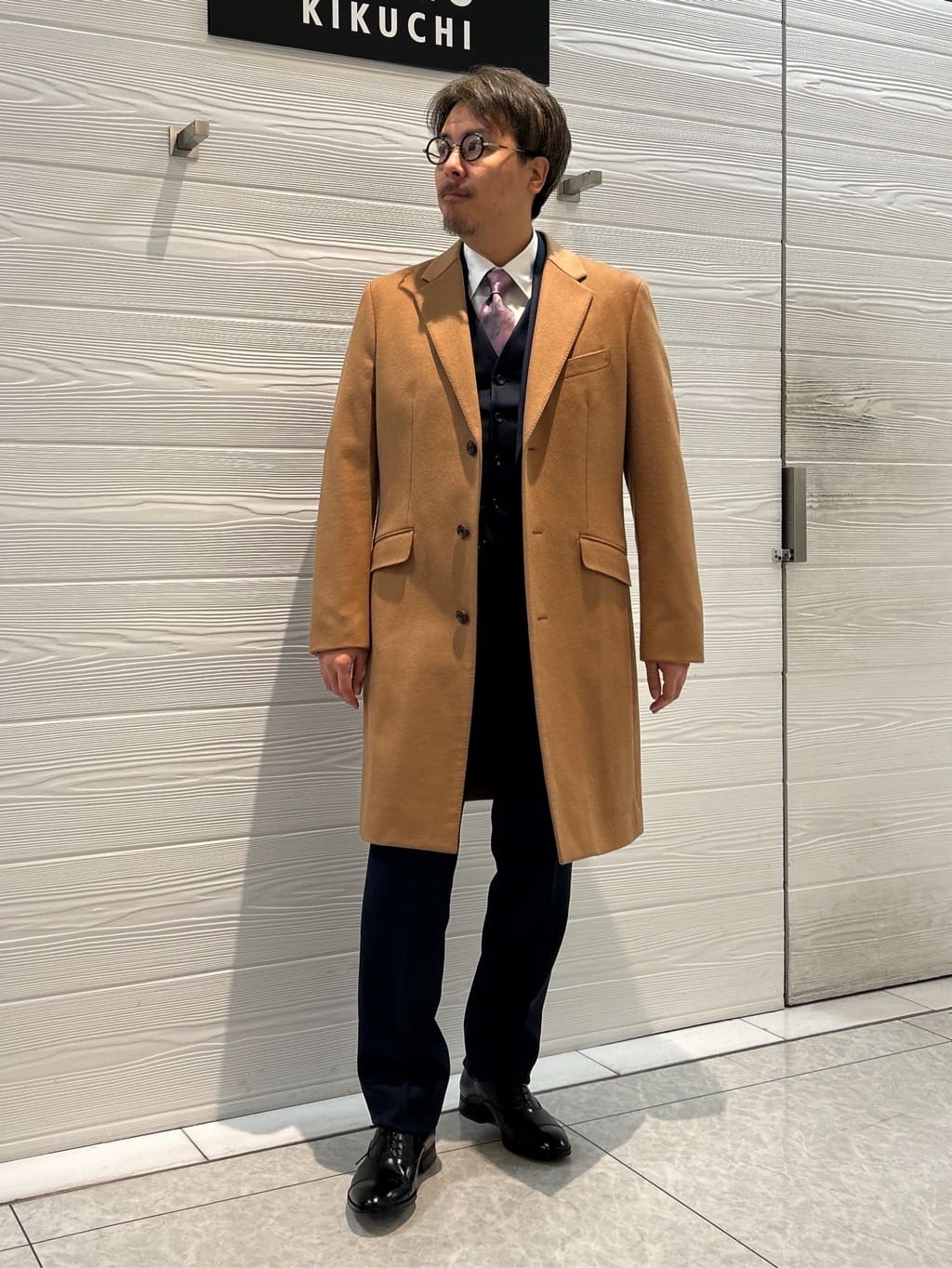 すーさんの「TAKEO KIKUCHI｜【Three by Three】シャイニーシャークピンヘッド スーツ/3ピース対応可」を使ったコーディネート