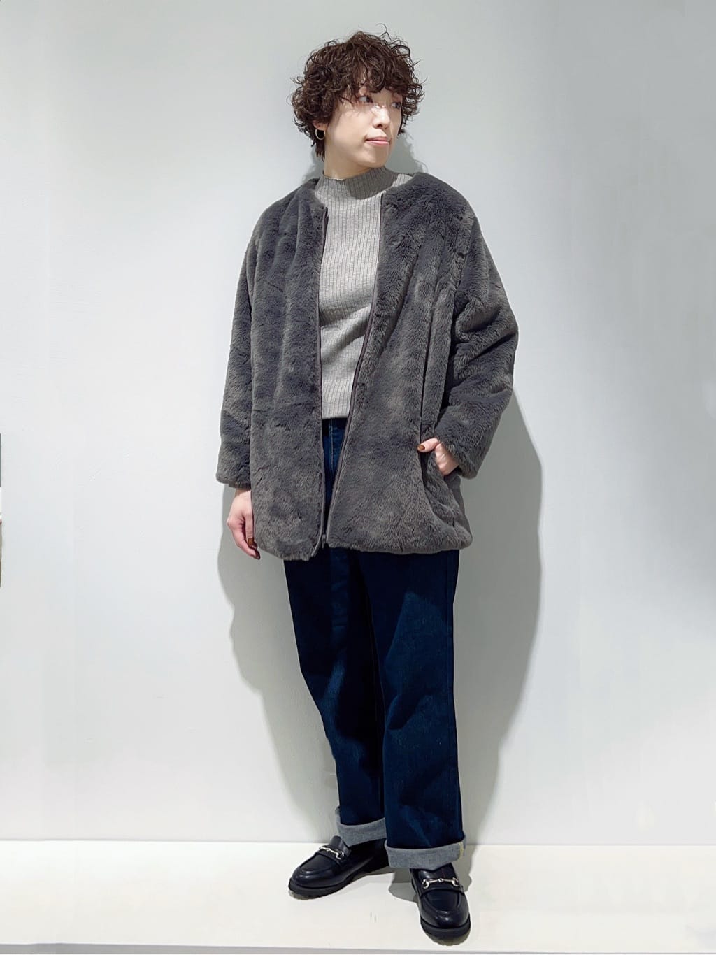 まっつんさんの「grove｜【Lee&times;grove別注】STRAIGHT DENIM PANTS」を使ったコーディネート