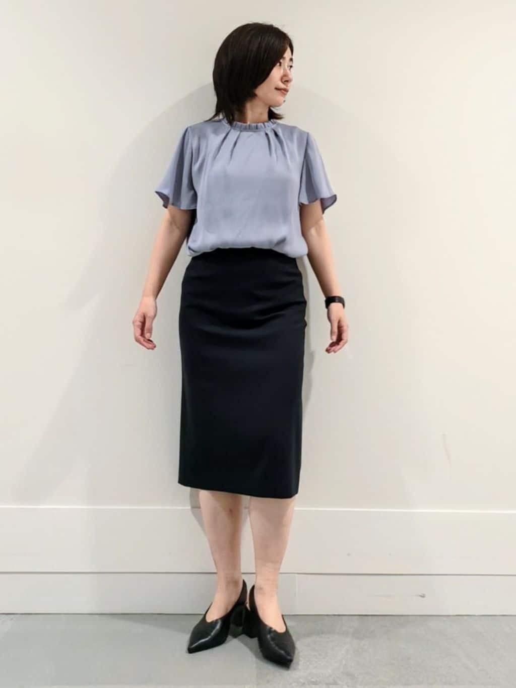 ミズタさんの「UNTITLED｜【洗える通勤スーツ】レジェールギャバ　ストレッチカラーレスジャケット」を使ったコーディネート