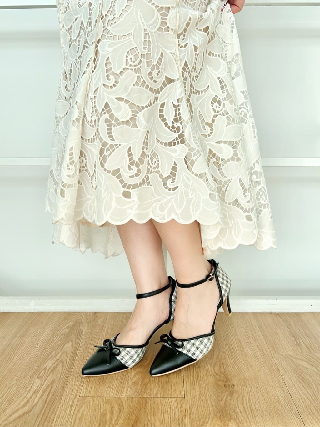 ayaさんの「ESPERANZA｜スパンコールセパレートパンプス」を使ったコーディネート