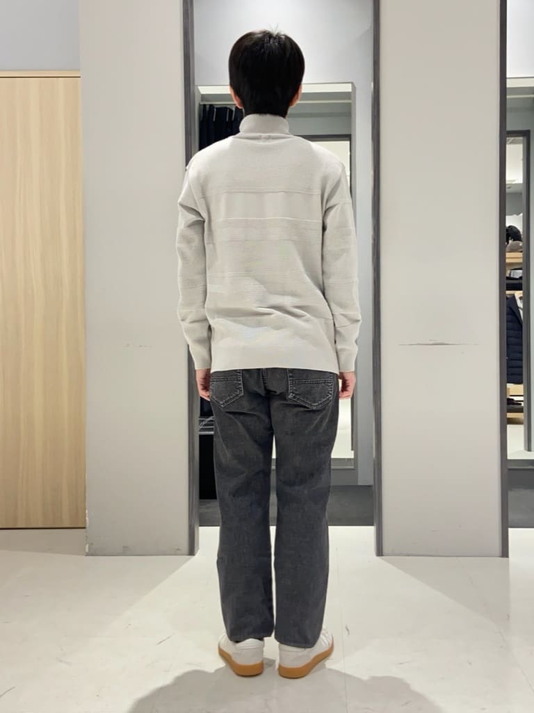 わいずみさんの「TAKEO KIKUCHI｜ウールカシミヤブレンド チェスターコート」を使ったコーディネート