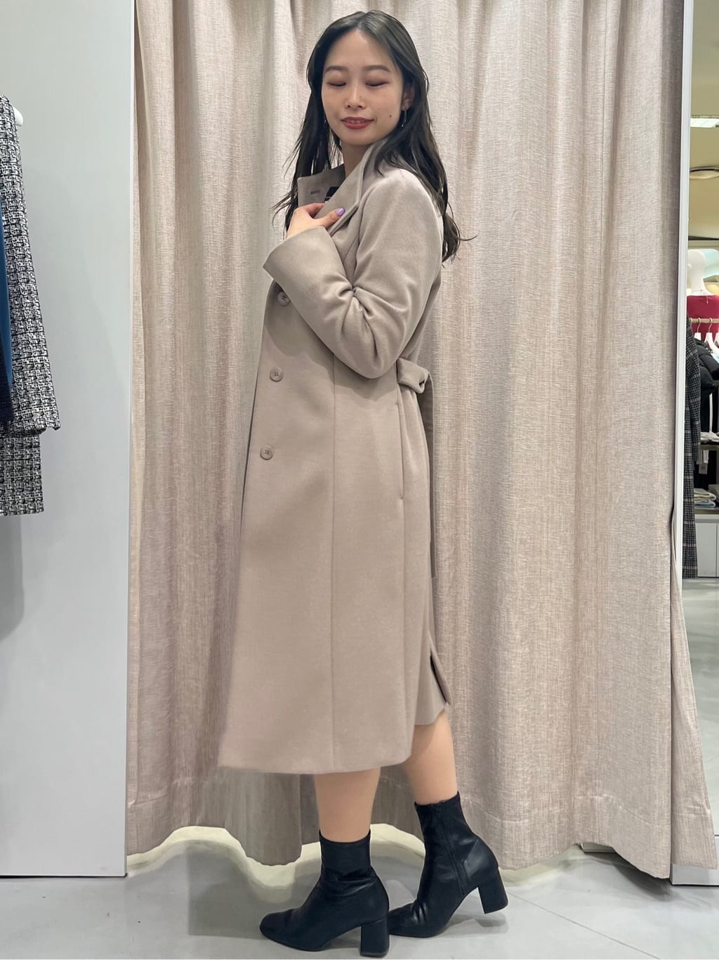 Saekoさんの「COUP DE CHANCE｜【カシミヤ混／日本製】Iラインスタンドウィングカラーコート」を使ったコーディネート