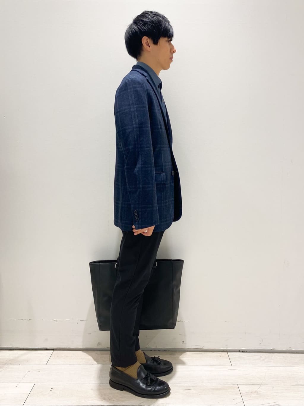 Ichiさんの「THE SHOP TK｜【ご好評につき再入荷！！】合皮トートバッグ イヤホンケース付き/A$収納可/PCスリーブ付き/ビジネ」を使ったコーディネート