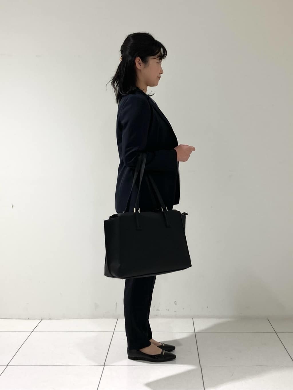momokoさんの「INDIVI｜【洗える／UVケア／スーツ】ストレッチテーラードカラージャケット」を使ったコーディネート