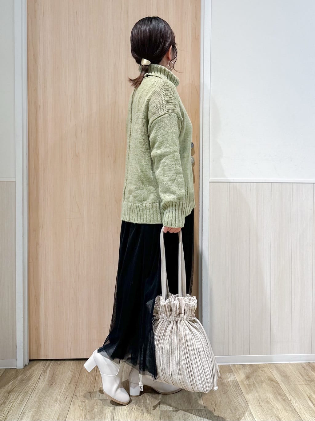 mimoさんの「SHOO･LA･RUE｜◆【セレモニーからデイリーまで】女性らしさあふれる チュールスカート」を使ったコーディネート