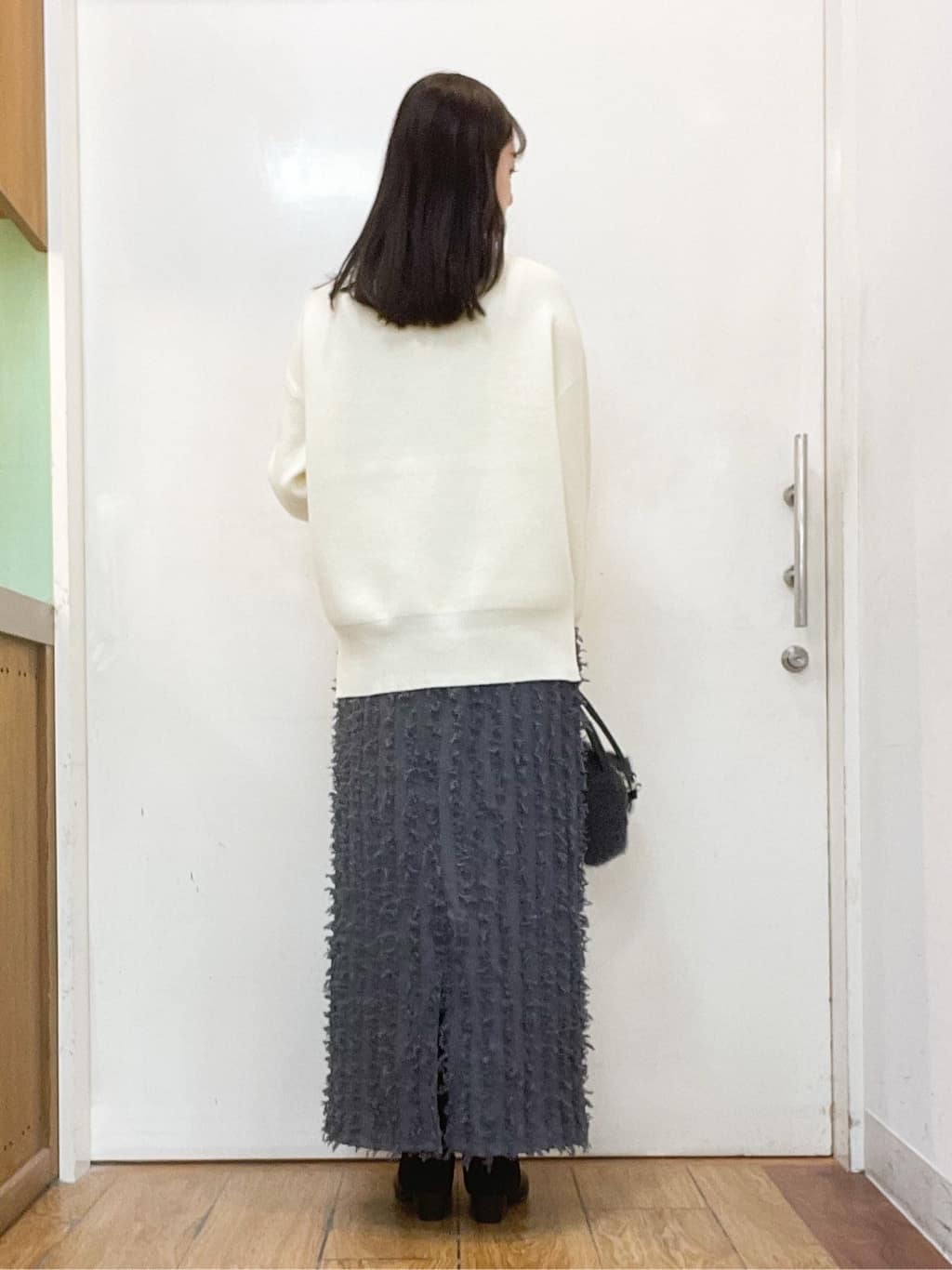 sakiさんの「SHOO･LA･RUE｜◆【洗える/ちくちくしにくい/静電気軽減】スウェットライク ハイネックニット」を使ったコーディネート