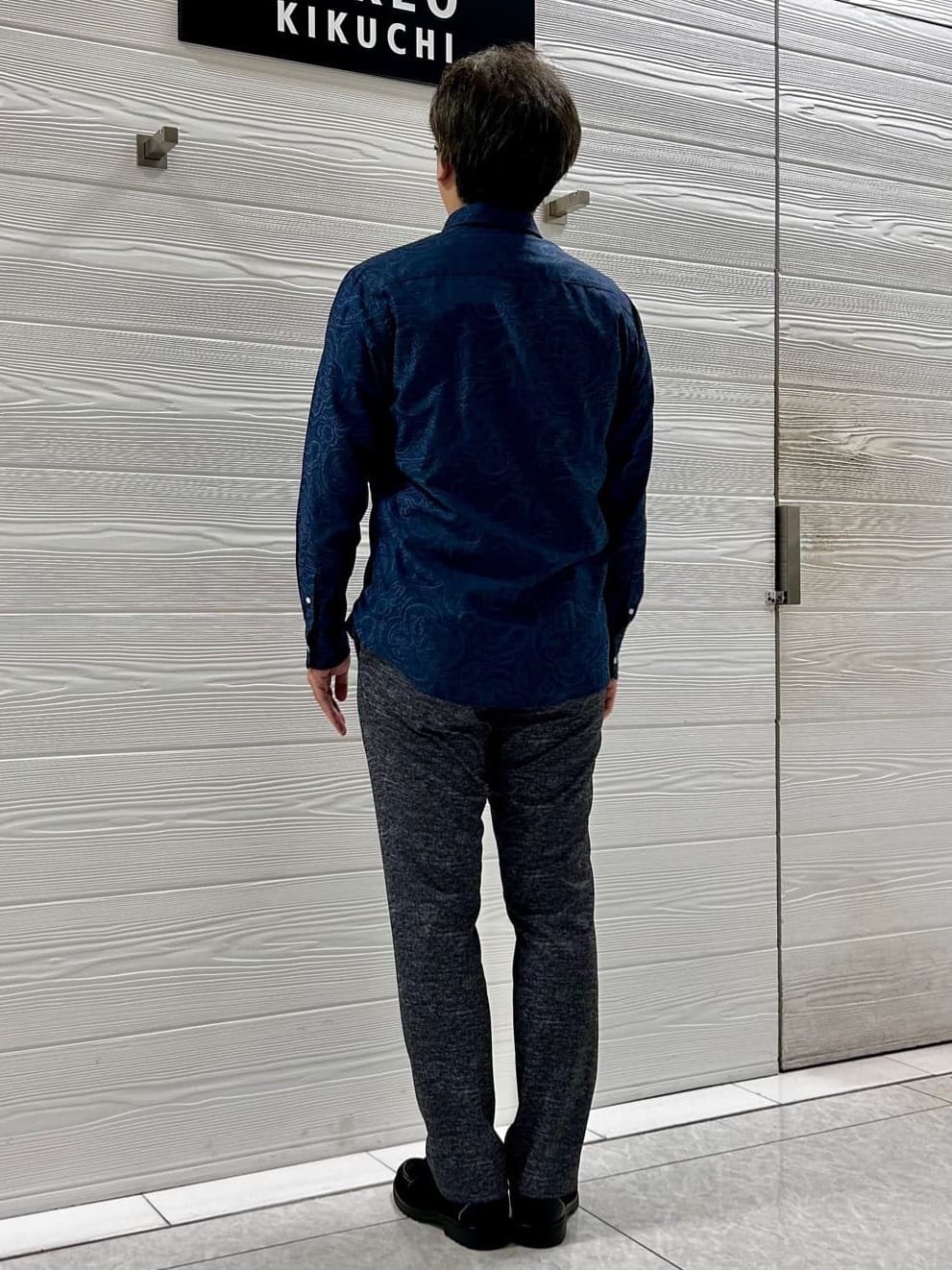 すーさんの「TAKEO KIKUCHI｜【ONOFF対応】TRダブルニット ストレッチパンツ」を使ったコーディネート