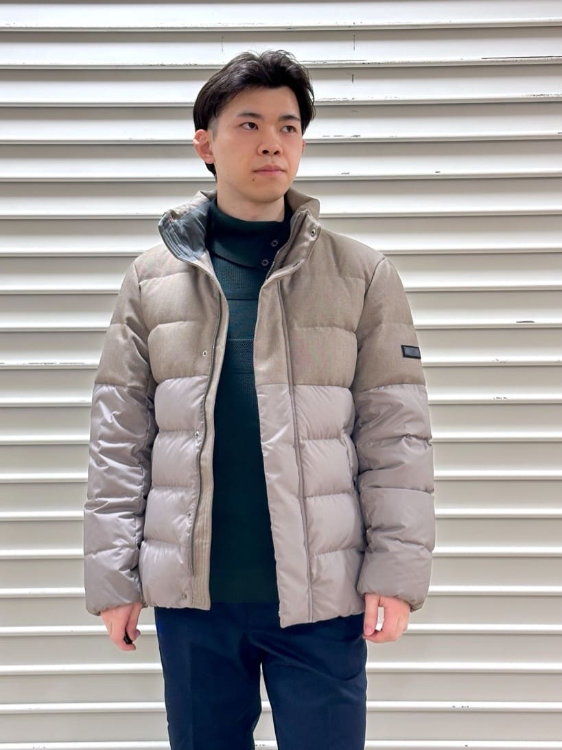イッシーさんの「TAKEO KIKUCHI｜【オフィスカジュアル対応】ドレス チノパンツ」を使ったコーディネート