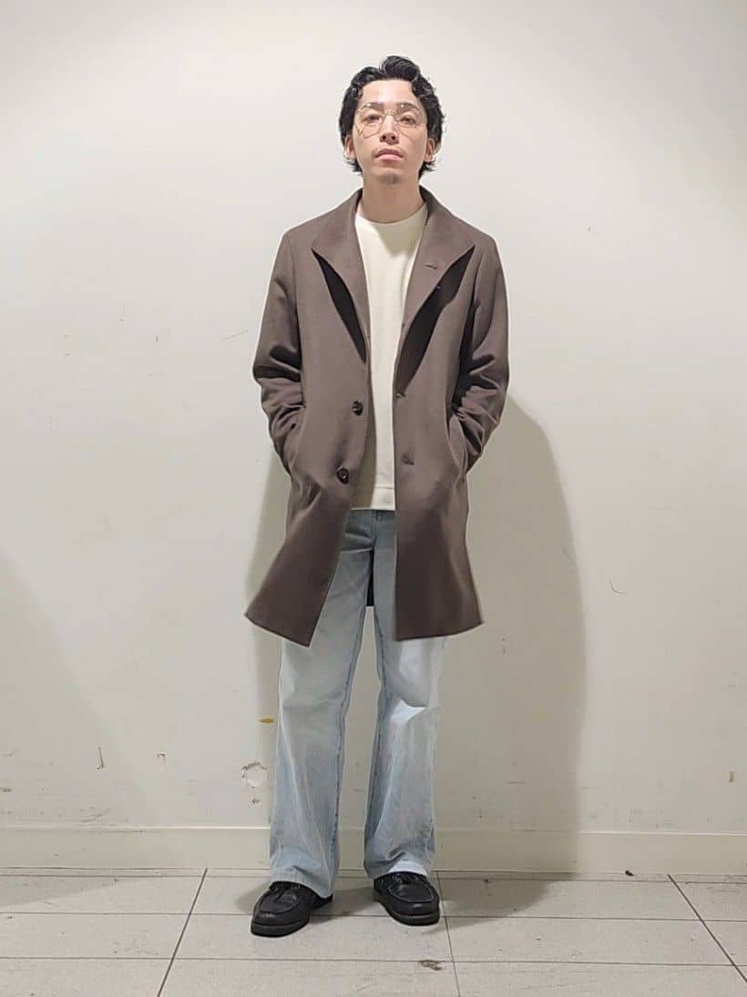 Maedaさんの「TAKEO KIKUCHI｜【ウールカシミヤブレンド】ビーバー調 スタンドカラー コート」を使ったコーディネート