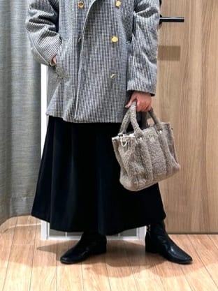 よっしーさんの「grove｜◆フェイクパールパヴェネックレス【2WAY/入卒対応可】」を使ったコーディネート