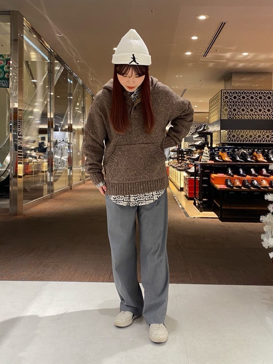 ウミさんの「TAKEO KIKUCHI｜ラスタウォーカーニットCAP」を使ったコーディネート