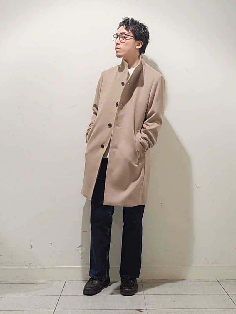 Maedaさんの「TAKEO KIKUCHI｜【ウールカシミヤブレンド】ビーバー調 スタンドカラー コート」を使ったコーディネート