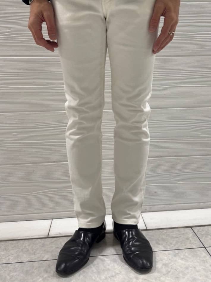 井出恭輔さんの「TAKEO KIKUCHI｜【DOWN FABRIC】ダウンファブリック スタンドカラーブルゾン」を使ったコーディネート