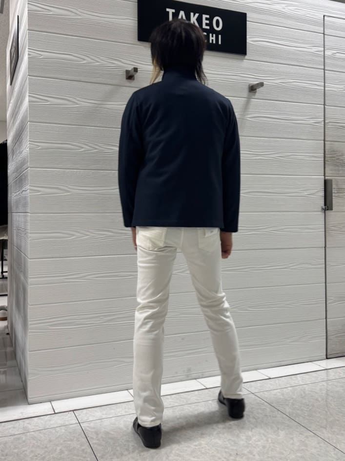 井出恭輔さんの「TAKEO KIKUCHI｜【DOWN FABRIC】ダウンファブリック スタンドカラーブルゾン」を使ったコーディネート