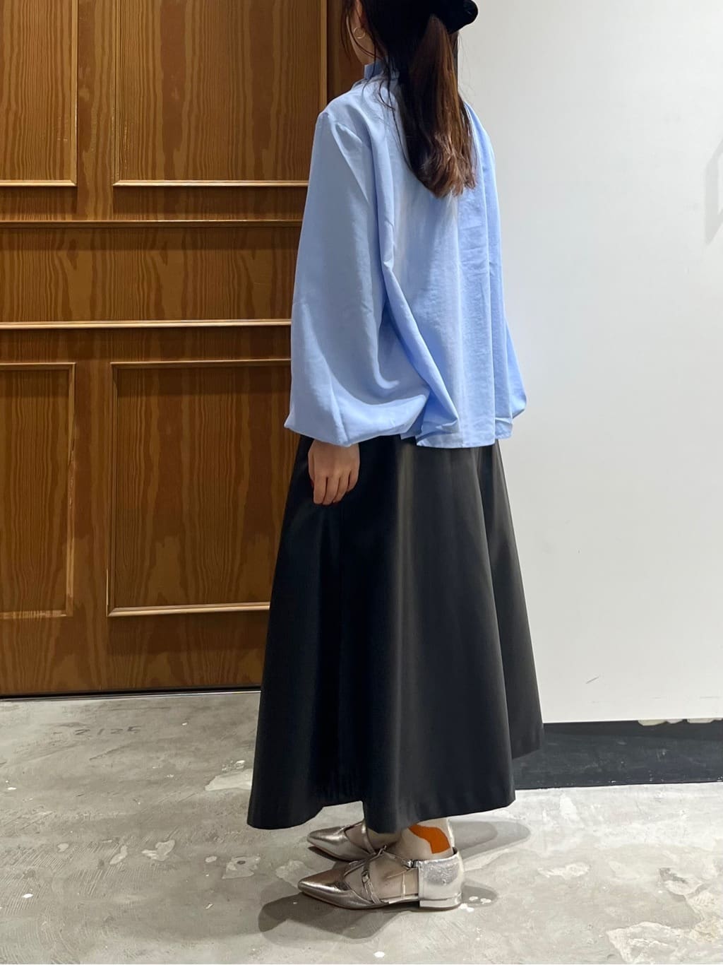 sakiiさんの「THE SHOP TK｜◆【ONOFF活躍/セレモニー/通勤】ギャザーリボンタイブラウス/洗える」を使ったコーディネート