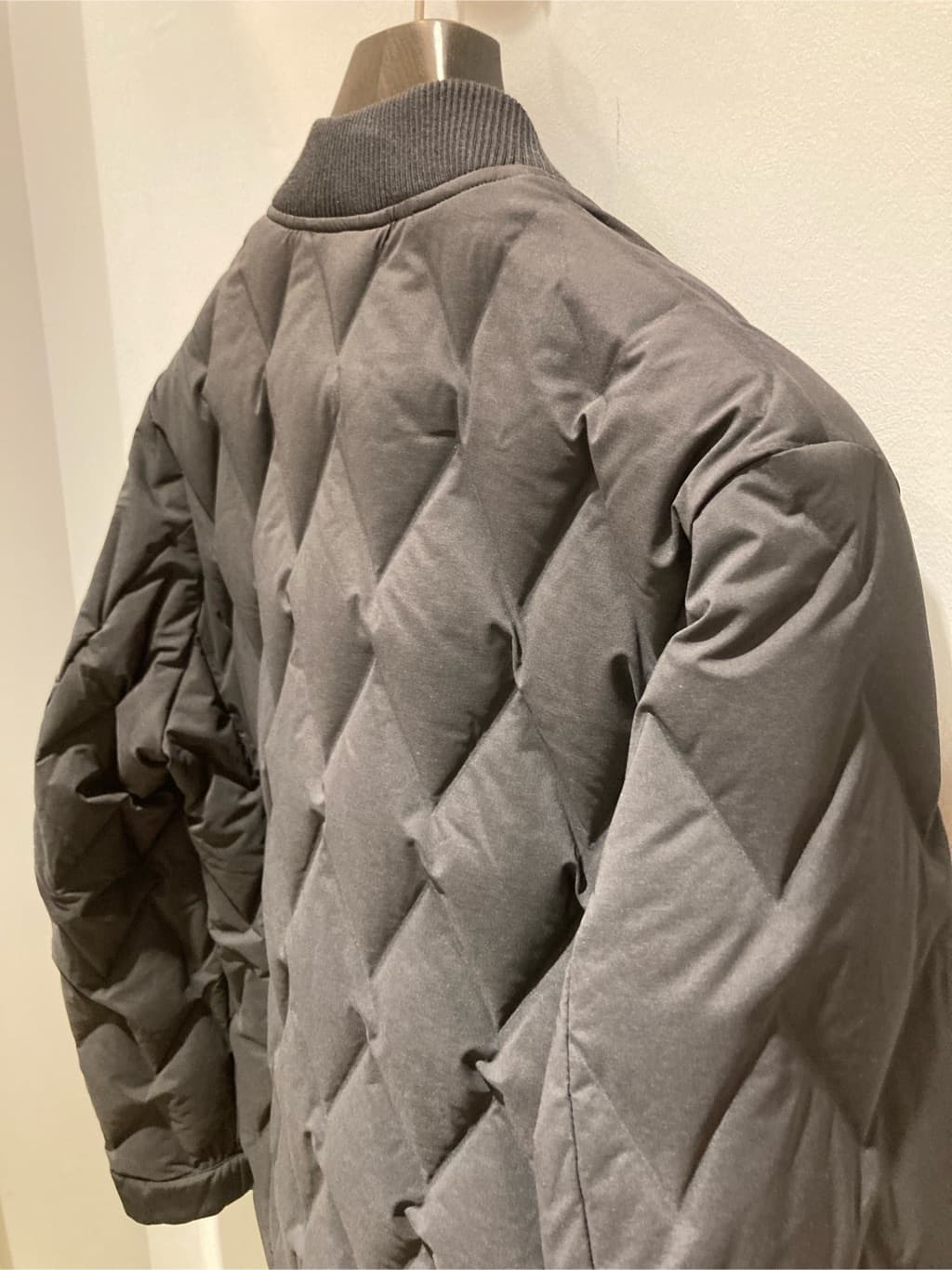 シュンさんの「TAKEO KIKUCHI｜【Made in JAPAN】播州織 ストレッチ パンツ」を使ったコーディネート