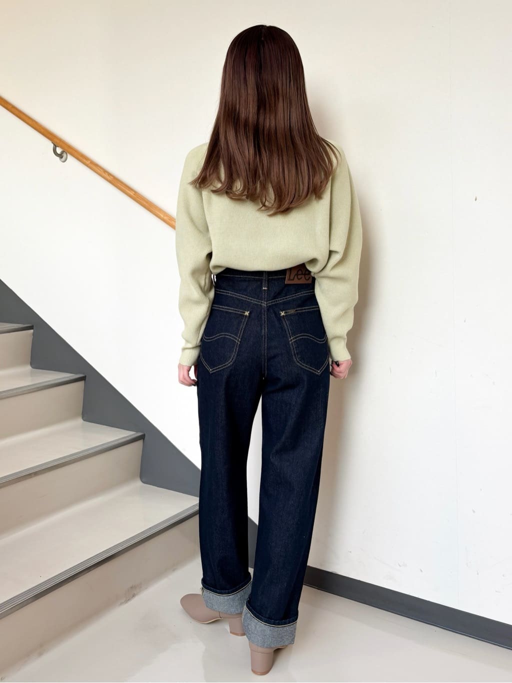 momoさんの「grove｜【Lee&times;grove別注】STRAIGHT DENIM PANTS」を使ったコーディネート
