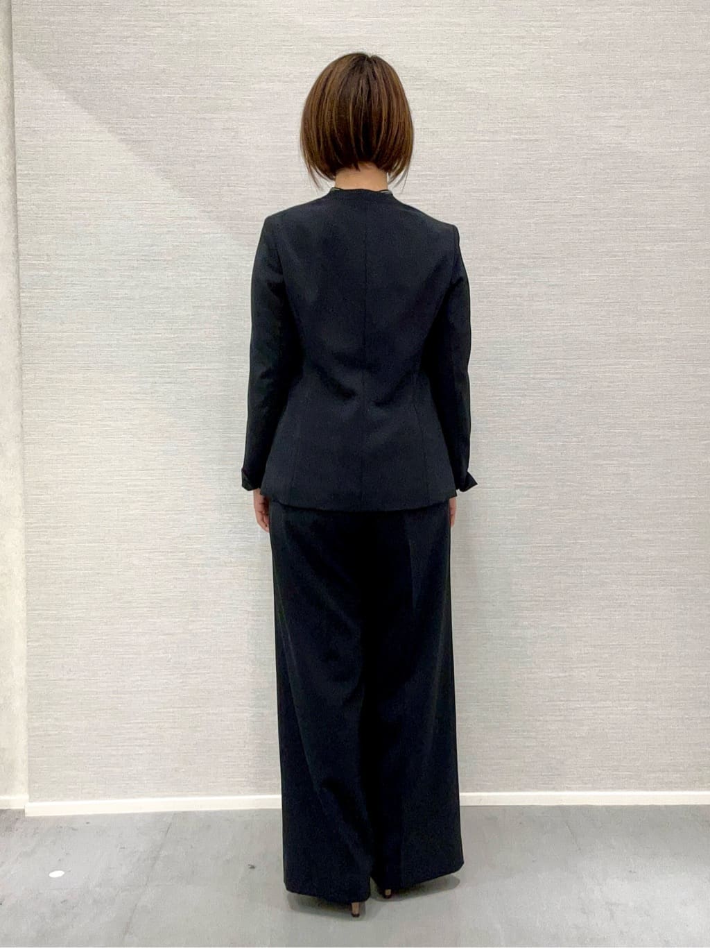 Shinakoさんの「UNTITLED｜【洗える／UVケア／スーツ】ストレッチワイドパンツ」を使ったコーディネート