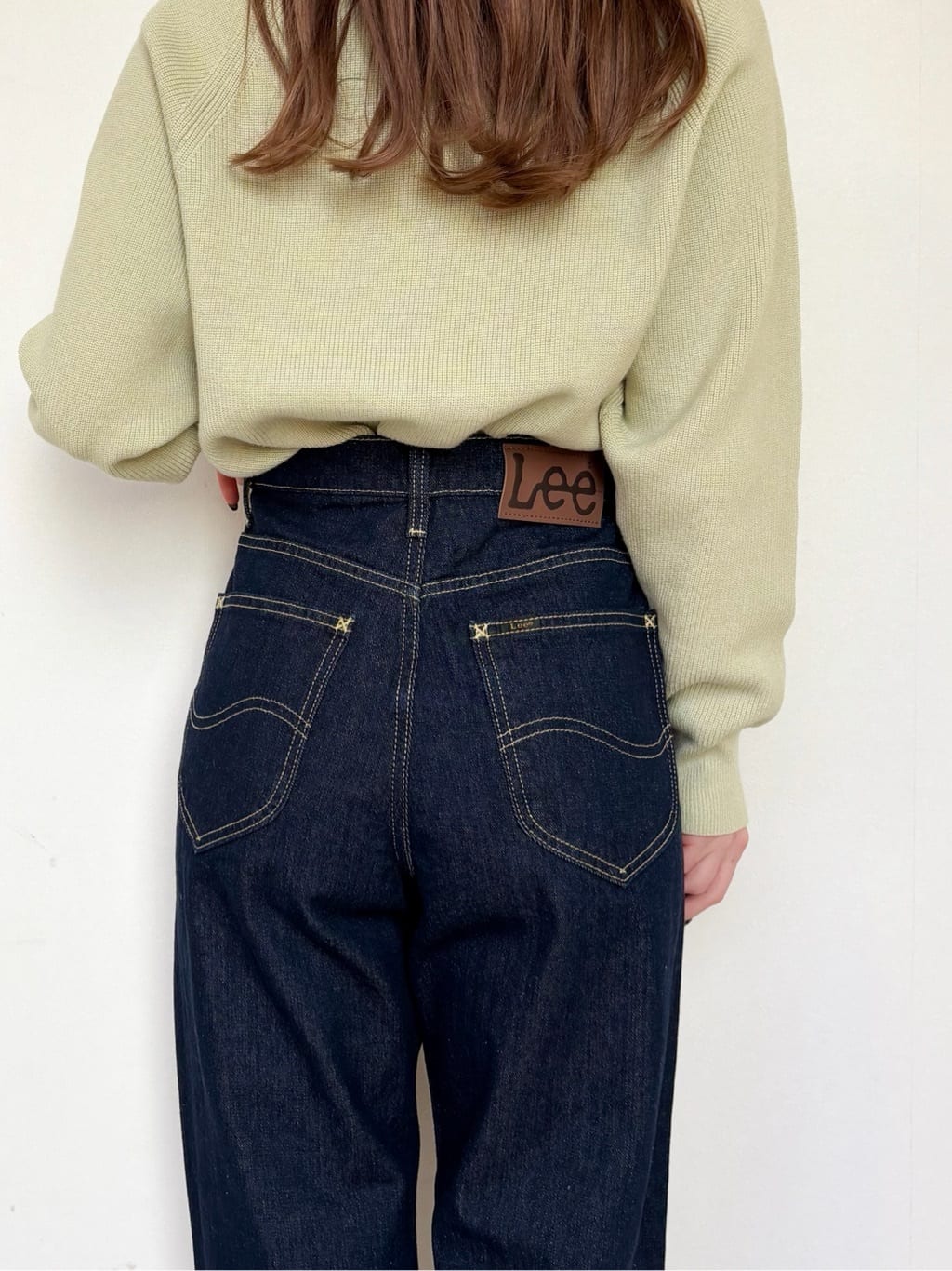 momoさんの「grove｜【Lee&times;grove別注】STRAIGHT DENIM PANTS」を使ったコーディネート