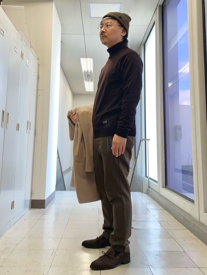MAKOTO AIさんの「TAKEO KIKUCHI｜【ウールカシミヤブレンド】ビーバー調 スタンドカラー コート」を使ったコーディネート
