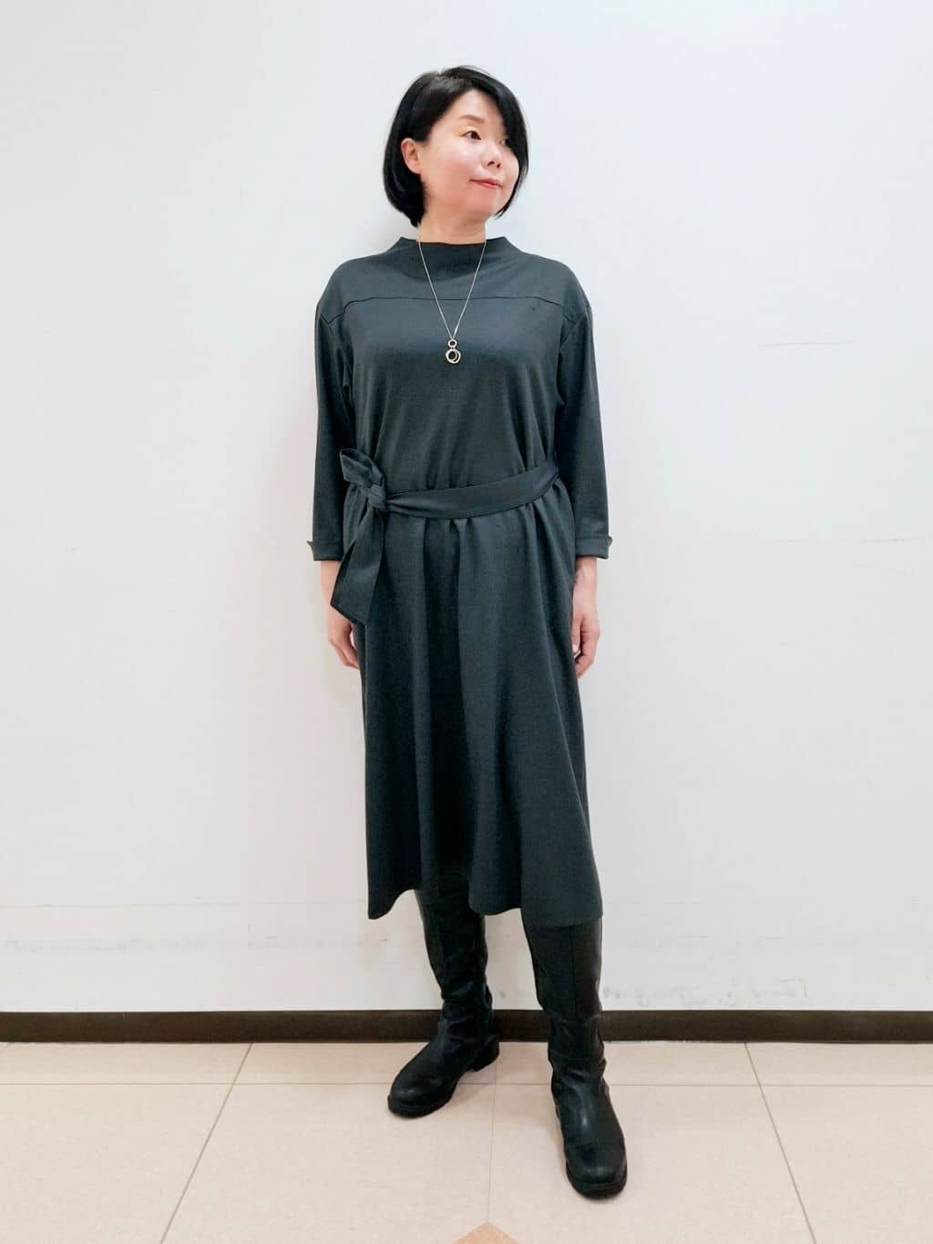 ねぎさんの「UNTITLED｜トリプルワントップペンダント」を使ったコーディネート