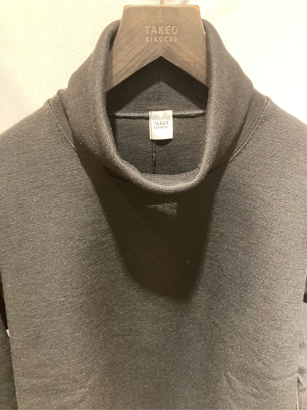 シュンさんの「TAKEO KIKUCHI｜【DOWN FABRIC】ダウンファブリック スタンドカラーブルゾン」を使ったコーディネート