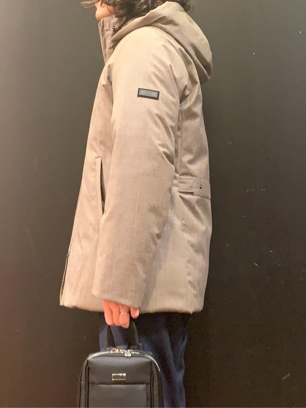 木村剛さんの「TAKEO KIKUCHI｜【DOWN FABRIC】ダウンファブリック ドレスパンツ / セットアップ対応」を使ったコーディネート