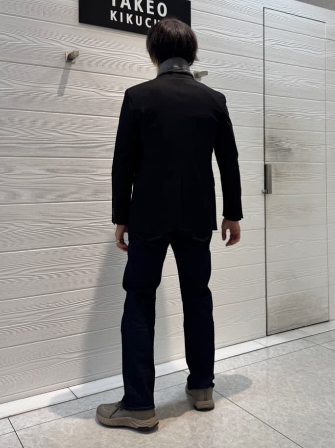 井出恭輔さんの「TAKEO KIKUCHI｜【360&deg;ストレッチ／セットアップ対応】None Of Stress ジャケット」を使ったコーディネート