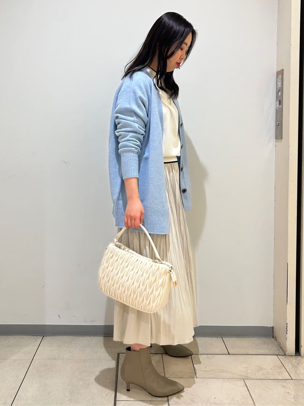 kanoさんの「UNTITLED｜◆【アンサンブル可能/6色展開】スパンレーヨン プルオーバーニット」を使ったコーディネート