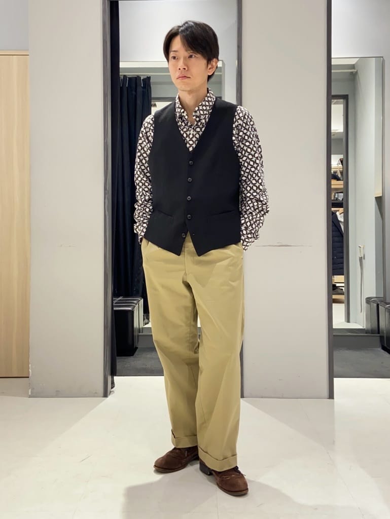 わいずみさんの「TAKEO KIKUCHI｜【ウールカシミヤブレンド】ビーバー調 スタンドカラー コート」を使ったコーディネート