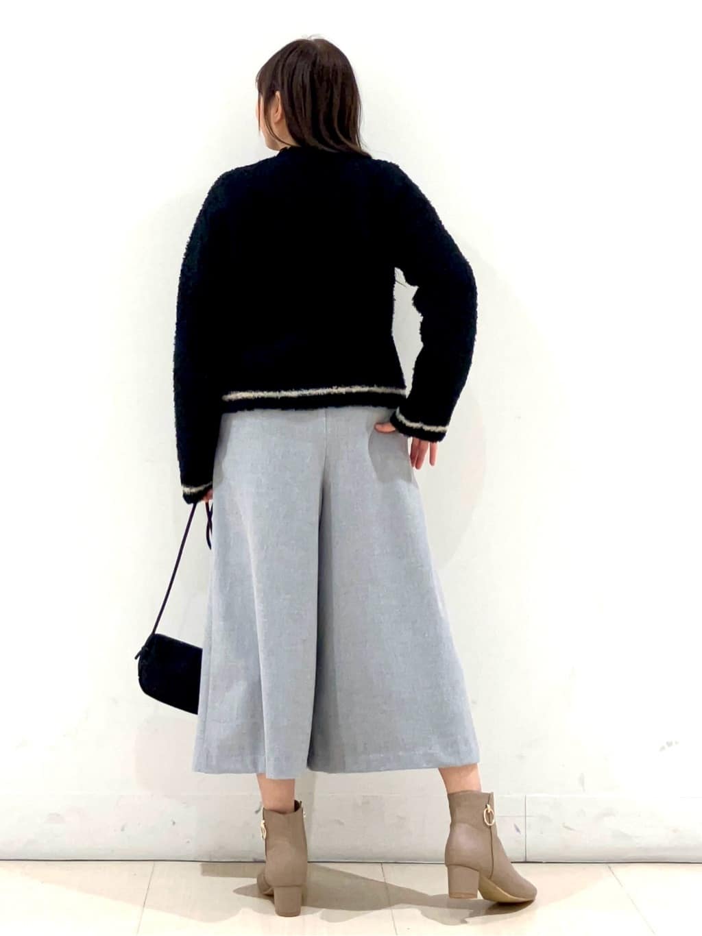 やくちゃんさんの「grove｜◆ラメラウンドミニショルダー」を使ったコーディネート