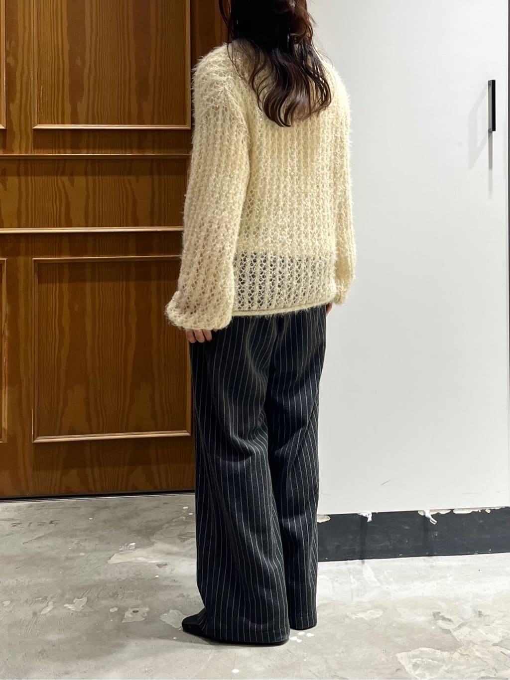 sakiiさんの「THE SHOP TK｜◆【毛玉になりにくい】ラメメッシュニット/洗える」を使ったコーディネート