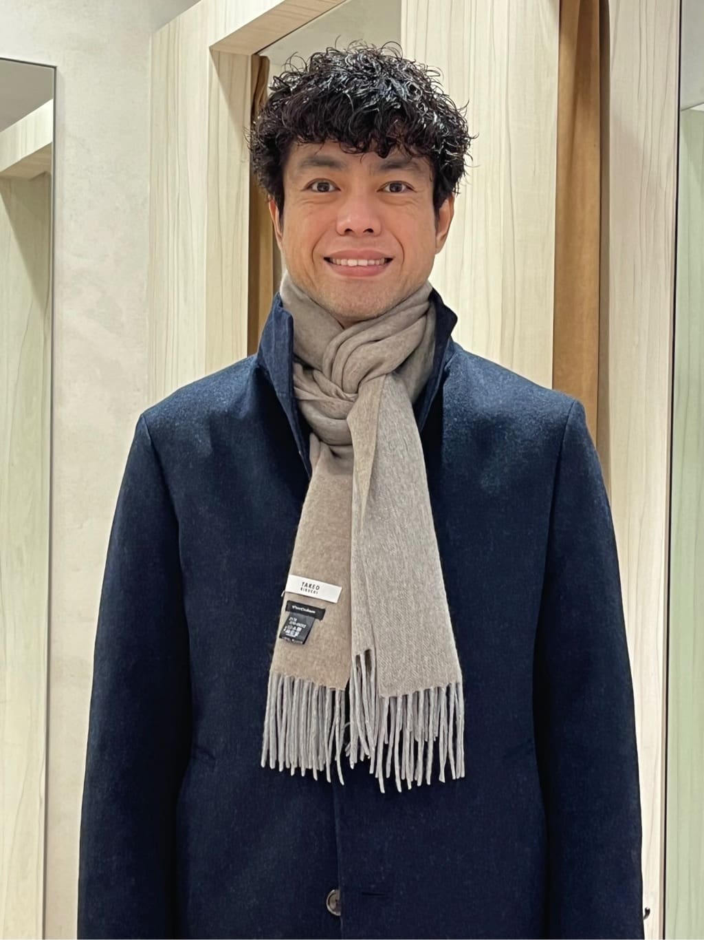 URAさんの「TAKEO KIKUCHI｜【ウールカシミヤブレンド】ビーバー調 スタンドカラー コート」を使ったコーディネート