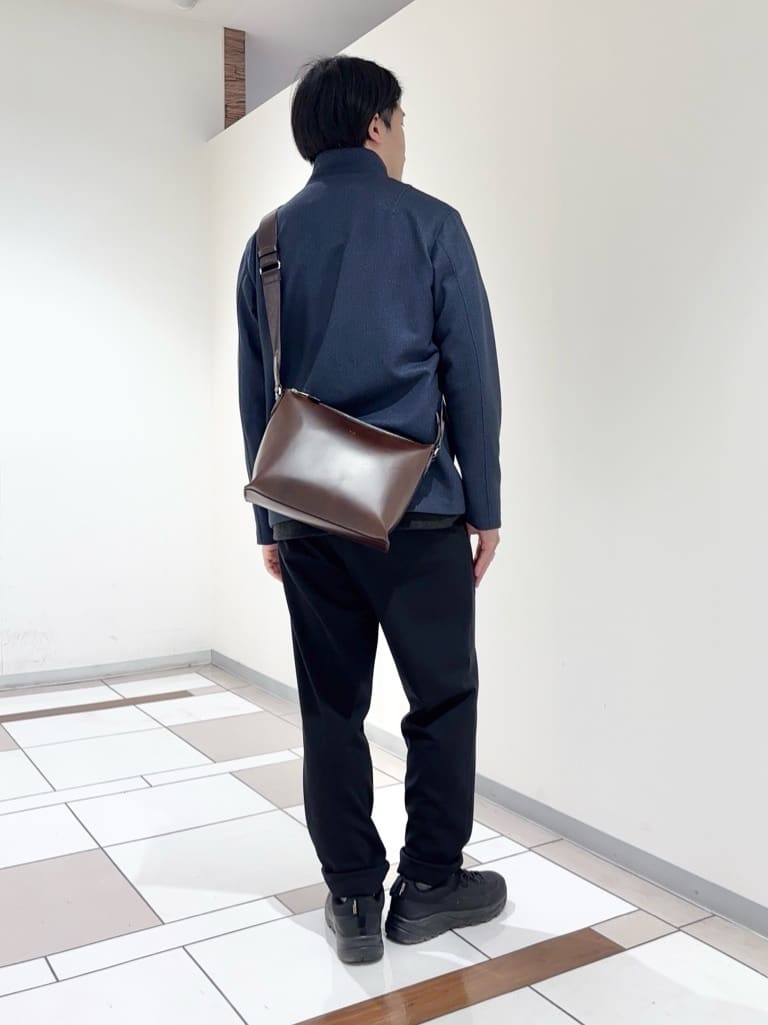 及川さんの「TAKEO KIKUCHI｜【DOWN FABRIC】ダウンファブリック スタンドカラーブルゾン」を使ったコーディネート