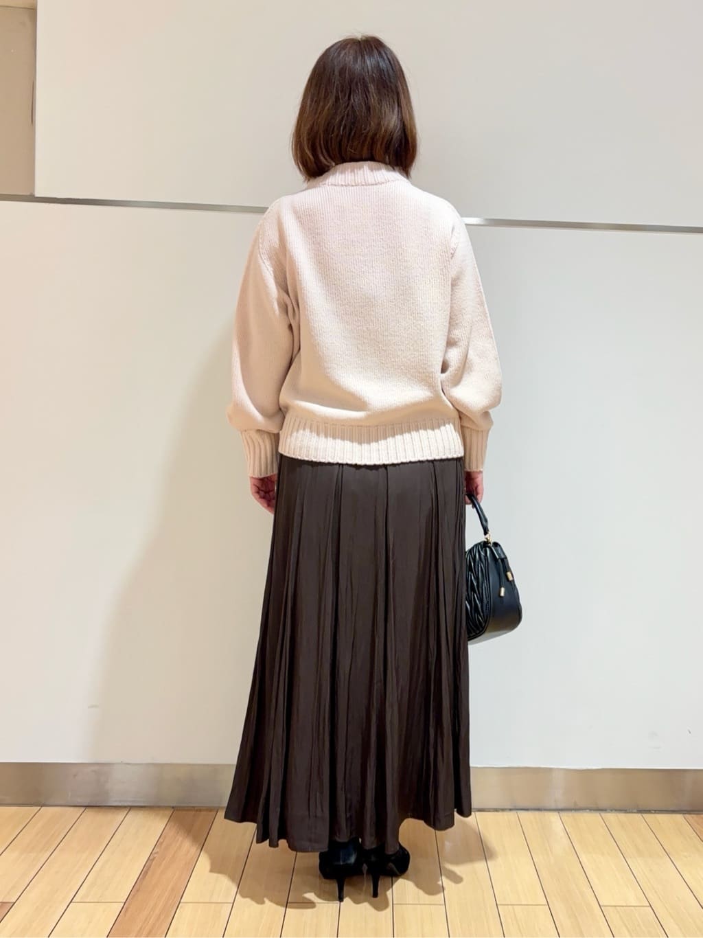 MIKIKOさんの「UNTITLED｜」を使ったコーディネート
