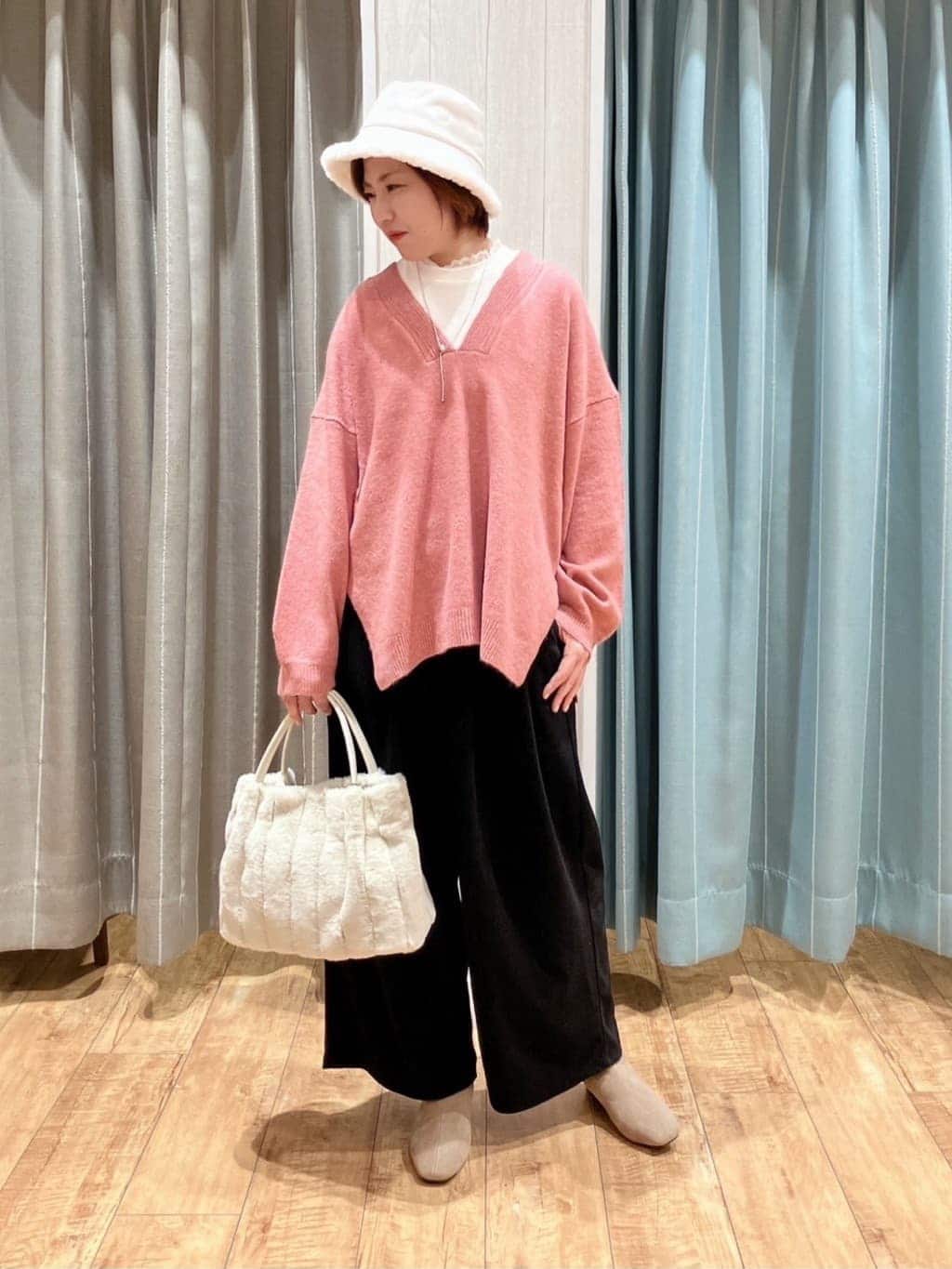 きょんさんの「SHOO･LA･RUE｜」を使ったコーディネート