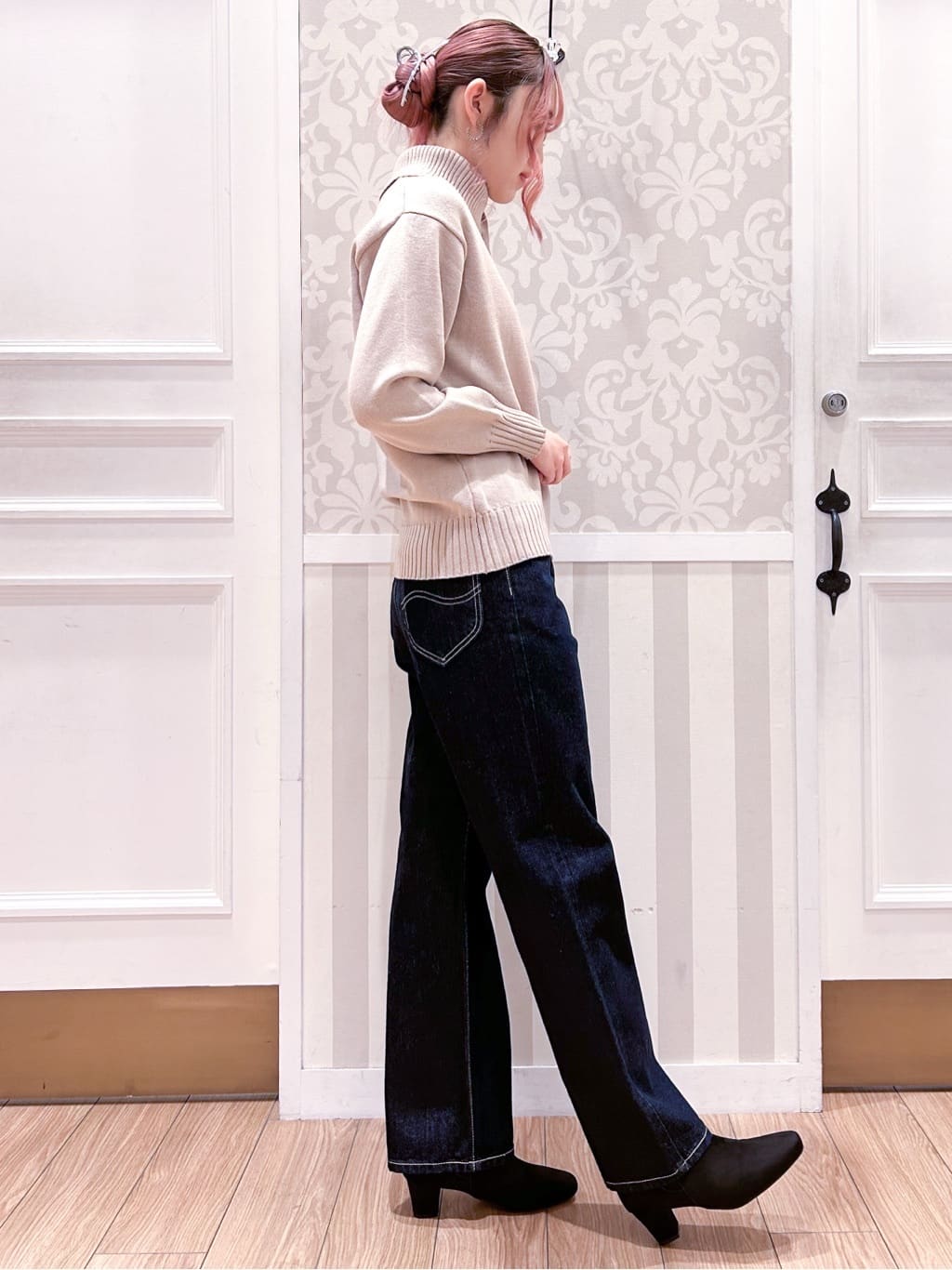 望 愛さんの「grove｜【Lee&times;grove別注】STRAIGHT DENIM PANTS」を使ったコーディネート