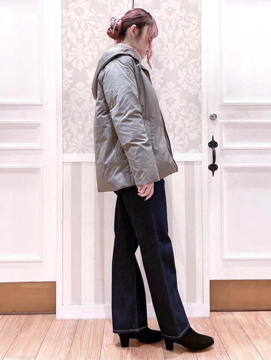 望 愛さんの「grove｜【Lee&times;grove別注】STRAIGHT DENIM PANTS」を使ったコーディネート