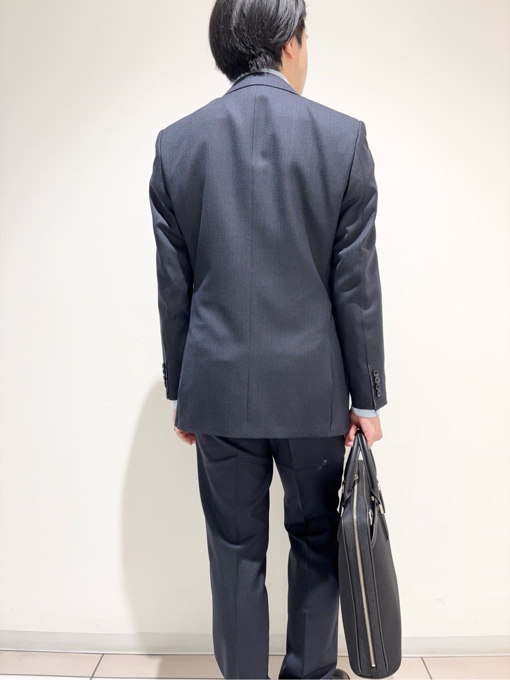 及川さんの「TAKEO KIKUCHI｜【Made in JAPAN】矢絣（やがすり）スーツ／スリーピース対応」を使ったコーディネート