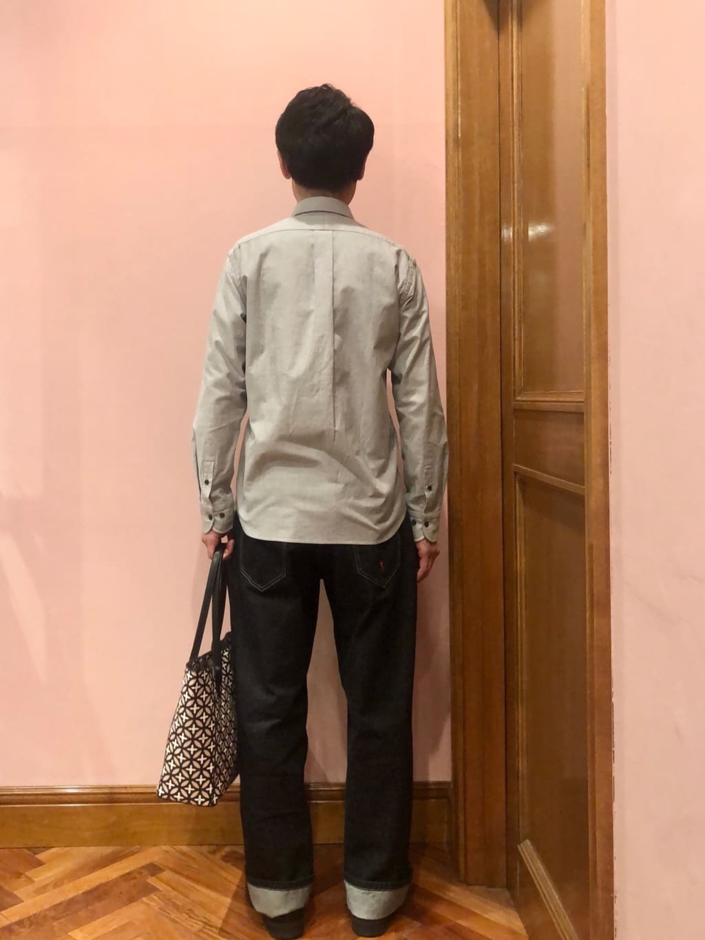 OKJさんの「DRESSTERIOR｜オックスフォード ラウンドカラーシャツ」を使ったコーディネート
