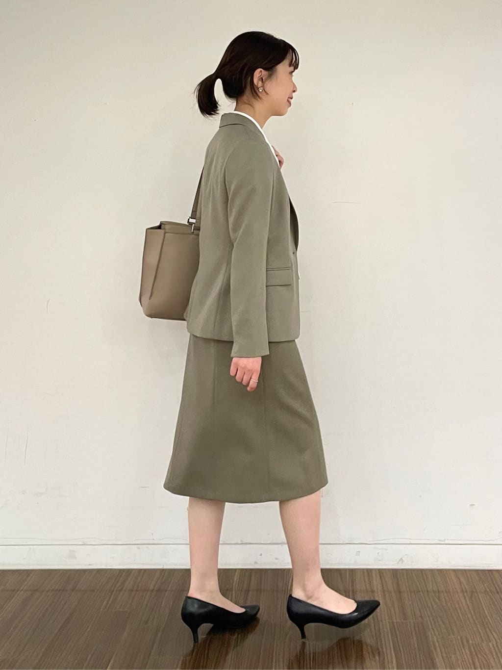 ねねさんの「INDIVI｜◆【高機能／収納力◎！】シゴデキバッグ」を使ったコーディネート