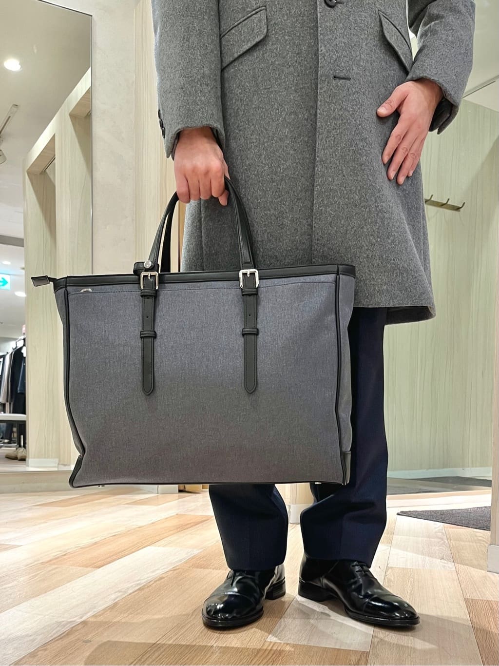URAさんの「TAKEO KIKUCHI｜ウールカシミヤブレンド チェスターコート」を使ったコーディネート