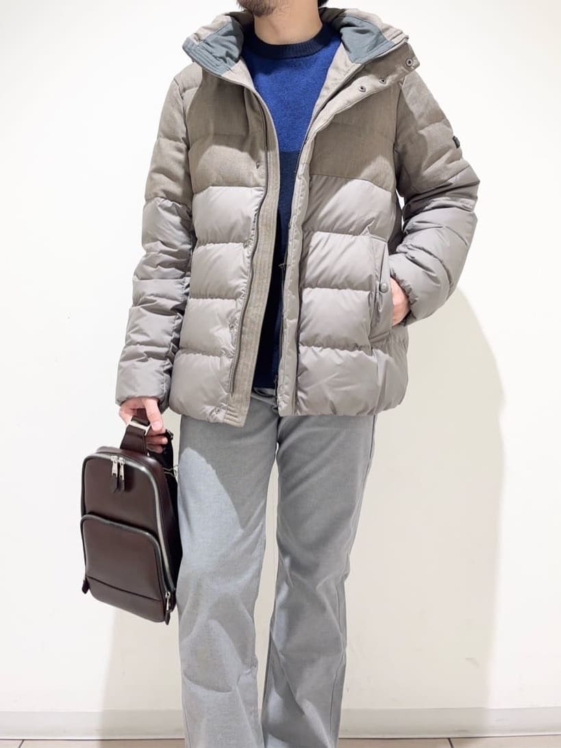 及川さんの「TAKEO KIKUCHI｜【Made in JAPAN】播州織 ストレッチ パンツ」を使ったコーディネート