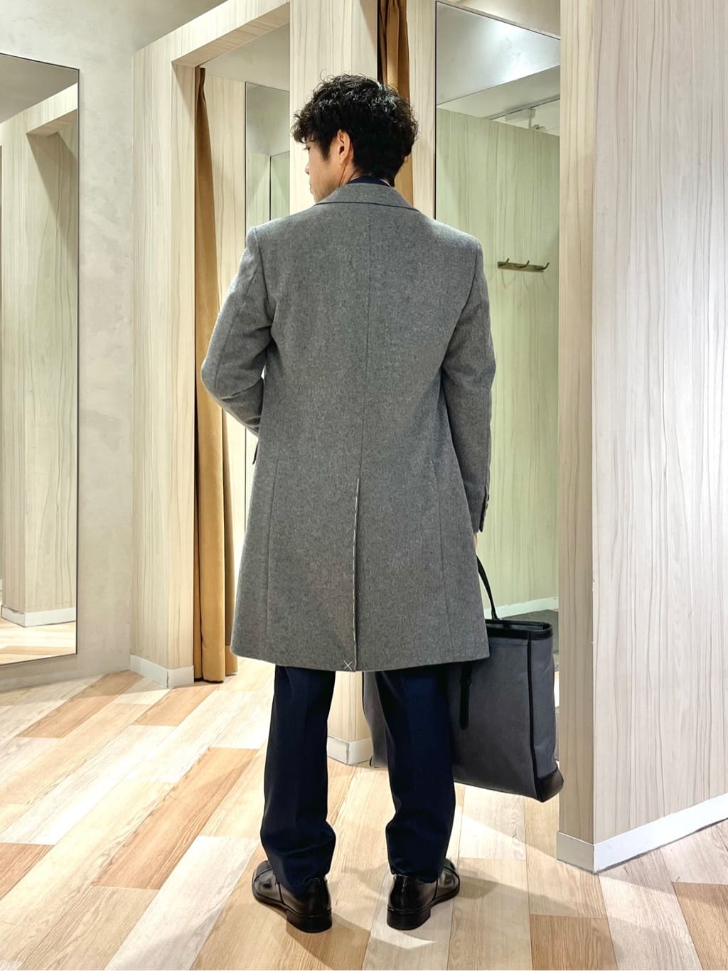 URAさんの「TAKEO KIKUCHI｜ウールカシミヤブレンド チェスターコート」を使ったコーディネート